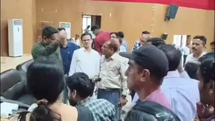 जांजगीर: जिले में युक्तियुक्तकरण काउंसलिंग में त्रुटिपूर्ण सूची को लेकर शिक्षकों में आक्रोश, दोबारा शुरू हुई प्रक्रिया