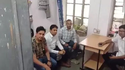 बुहाना: 10 हजार रुपए के लिए बेचा ईमान, एसीबी ने खेतड़ी में रेंजर मुकेश मीणा को रिश्वत लेते रंगे हाथ किया गिरफ्तार