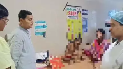 কালনা ১: ভিন রাজ্যে গিয়ে মালিকের হাতে আক্রান্ত নাবালককে কালনা হসপিটালে দেখতে এলেন মন্ত্রী স্বপন দেবনাথ