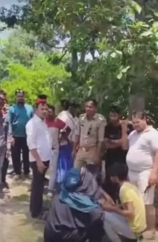 फतेेहपुर: बिहुरा में आमने-सामने भिड़ीं दो बाइक, चार घायल— ओवरटेक की कोशिश में हुआ हादसा, एक की हालत गंभीर