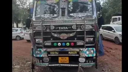 कळमनूरी: वारंगा फाटा येथे स्वस्त धान्याचा तांदूळ असलेल्या पकडलेल्या ट्रकवर अखेर कारवाई,26 लाख 44978 रुपयाचा मुद्येमाल जप्त