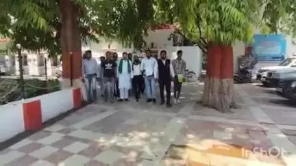 लखीमपुर: आगामी बकरीद त्यौहार के दौरान शांति और सुरक्षा की मांग को लेकर AIMIM ने डीएम को सौंपा 6 बिंदुओं वाला ज्ञापन