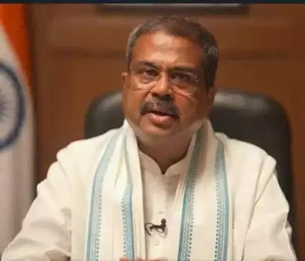 Union Minister, Shri Dharmendra Pradhan Urges Mass Participation in ‘#EkPedMaaKeNaam 2.0’ Initiative

Details :https://pib.gov.in/PressReleasePage.aspx?PRID=2133860