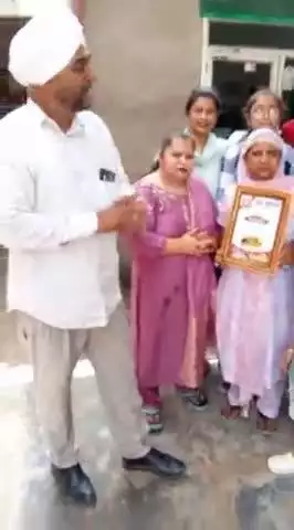 राजु धुडीया द्वारा वृद्धआश्रम अनूपगढ़ में भोजन सेवा करवाई गई।