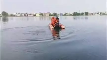 रोहतक: न्यू विजय नगर: जल घर में डूबने से 16 वर्षीय चिराग की मौत, पुलिस ने गोताखोरों की मदद से शव निकाला