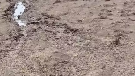 भूम: चुंबळी येथील शेतीचे बांध अडवल्यामुळे मोठे नुकसान, तहसीलदाराकडे अर्ज विनंती करून देखील न्याय मिळाला नाही #Jansamasya