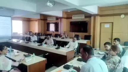 बड़गांव: उदयपुर: वन्यजीव पर्यटन को मिलेगी नई उड़ान, लॉयन सफारी जल्द शुरू होगी - संभागीय आयुक्त केवलरमानी