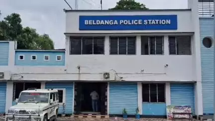 বেলডাঙা ১: আসন্ন ঈদ উল আযহা উপলক্ষে সাম্প্রদায়িক সম্প্রীতি বজায় রাখতে বেলডাঙার বিভিন্ন ইমামদের নিয়ে আলোচনায় পুলিশ প্রশাসন