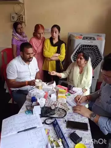दतिया नगर: माता साहिब बैंसरबाई जी के 34वें निर्वाण महोत्सव पर डॉक्टरों ने दी चिकित्सकीय सेवाएं, 50 मरीजों की हुई जाँच