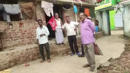 আড়শা: সিধাটাঁড় গ্রামে জনসংযোগ করল CPI(M)-র নেতা কর্মীরা