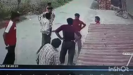 बाजपुर: भट्टपुरी में मज़दूरी के पैसे को लेकर 2 पक्षों में हुआ विवाद, महिला व युवती समेत 5 लोगों को आई चोटें