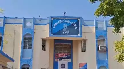 ખંભાત: નાના ક્લોદરા ગામે રહેતી પરણિતા બે સંતાનો સાથે રહસ્યમય રીતે ગૂમ થઈ