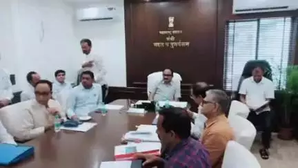 बुलढाणा: मुंबई येथे जिगाव व खडकपूर्णा प्रकल्पमधील पुनर्वसन व नागरी सुविधा बाबत आढावा बैठक