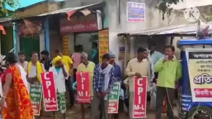 বাঁকুড়া ২: অপারেশন কাগারের নাম ছত্তিশগড়ে আদিবাসীদের রাষ্ট্র কর্তৃক হত্যার বিরুদ্ধে সহ একধিক ইশুতে কমলপুর বাজারে CPI(ML)-র পথসভা