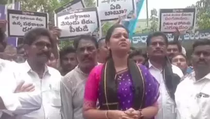 ఇచ్చిన హామీలను నెరవేర్చకుండా కూటమి ప్రభుత్వం ప్రజల్ని మోసం చేసింది: మాజీ మంత్రి విడదల రజిని