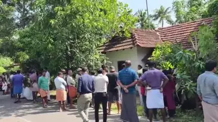 മുകുന്ദപുരം: പടിയൂരിൽ വീടിനുള്ളിൽ അമ്മയേയും മകളേയും മരിച്ച നിലയിൽ കണ്ടെത്തി, കൊലപാതകമെന്ന് സംശയം