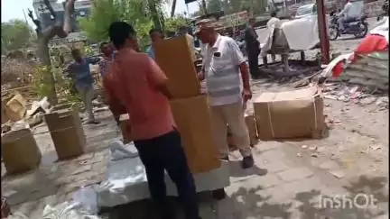 भीलवाड़ा: नगर निगम ने पांसल चौराया के पास एक केबिन से 8 कार्टून प्लास्टिक डिस्पोजल गिलास जब्त किए, 5 हजार रुपए का लगाया जुर्माना