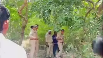 प्रतापगढ़: मजिस्ता गांव में युवती ने फांसी लगाकर दी जान, कुछ दिन पहले प्रेमी पर मुकदमा दर्ज कर भिजवाया था जेल