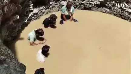 वर्धा: पडेगाव येथे विहिरीचे अनुदान मिळाले नसल्याने प्रहारचे विहिरीत उतरून आंदोलन # jansamsya