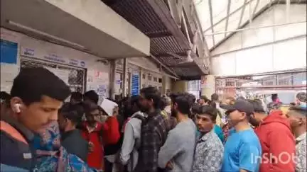 सोलन: सरकारी अस्पतालों में पर्ची बनाते समय मरीजों से लिया जाएगा ₹10 का परामर्श शुल्क, सोलन में RKS की बैठक में होगा निर्णय