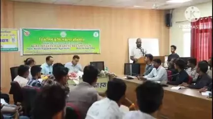 आगर: कलेक्टर राघवेन्द्र सिंह ने कहा, जिले के युवाओं और कृषकों को स्टार्टअप के क्षेत्र में आगे बढ़ने की आवश्यकता