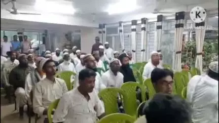 কুলপি: কুলপি পথের সাথী তে ঈদ উপলক্ষে মসজিদ কমিটিদের ইমামদের নিয়ে প্রশাসনিক বৈঠক হয়।