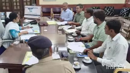 प्रतापगढ़: भेड़ निष्क्रमण कार्यक्रम वर्ष 2025-26 के शांतिपूर्ण एवं नियंत्रित संपादन हेतु मिनी सचिवालय में समीक्षात्मक बैठक सम्पन्न
