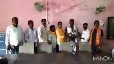 कांडी: कांडी प्रखंड के सभागार में प्रखंड स्तरीय सभी किसान मित्रों का पुनर्गठन, इमामुद्दीन बने प्रखंड अध्यक्ष
