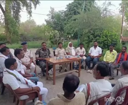 पड़वा: पंडवा थाना में बकरीद त्योहार को लेकर शांति समिति की बैठक आयोजित