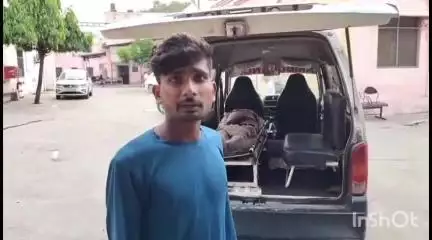 बरेली: भुता थाना क्षेत्र के राघवपुर में तेज रफ्तार डीसीएम ने कार को मारी टक्कर, चालक की हुई मौत