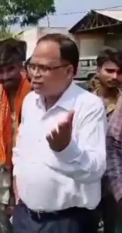 अलीराजपुर: कलेक्टर बेडेकर ने ज़िले के आम मंडी के आढ़तियों को किया निर्देशित, नीलामी के बाद किसानों से न करें कटौती