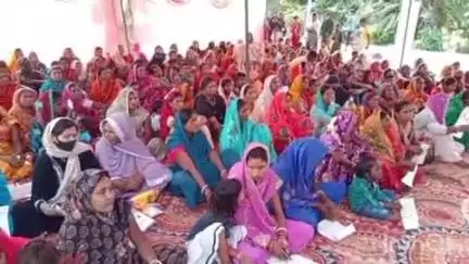 मोहिउद्दीननगर: तेतारपुर पंचायत में महिला संवाद, महिलाओं ने रखीं अपनी-अपनी समस्याएं