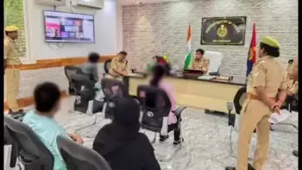 खलीलाबाद: SP संदीप कुमार मीणा ने एसपी ऑफिस में दूर-दराज से आए फरियादियों की सुनी फरियाद, मातहतों को दिए आवश्यक दिशा-निर्देश