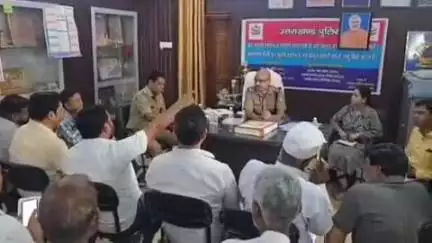 कोटद्वार: आगामी ईद पर्व को शांतिपूर्वक सम्पन्न कराने के लिए प्रशासन ने कोटद्वार में पीस कमेटी सदस्यों की ली शांति बैठक