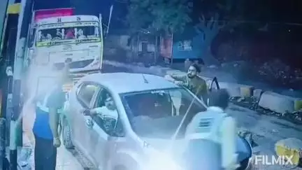 मुरैना: छोंधा टोल प्लाजा पर टोल कर्मियों ने कार सवार व्यक्ति से की मारपीट, वीडियो वायरल, सीसीटीवी में कैद