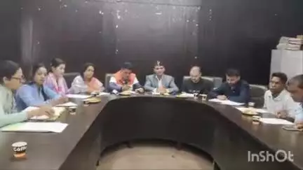 नैनीताल: सड़के, नाले व रेलिंग निर्माण के प्रस्तावों पर लगी मुहर, पालिका में आयोजित की गई निर्माण समिति की बैठक