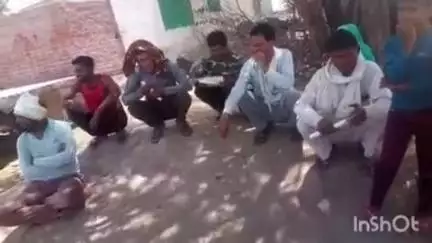 पिछोर कस्बे के ग्रामीण क्षेत्रों में पहुंचे कांग्रेसी नेता, किसानों की खाद सहित अन्य समस्याओं पर सुनीं शिकायतें