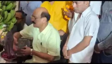 नरेन्द्रनगर: शीशम झाड़ी में वन मंत्री सुबोध उनियाल ने 21वें प्राण प्रतिष्ठा महोत्सव का शुभारंभ किया