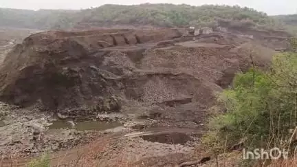 धार: धार जिले की धरमपुरी तहसील का कारम डेम, 3 साल बाद भी अधूरा, 300 करोड़ का भ्रष्टाचार।#Jansamasya