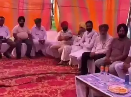 ਹੁਸ਼ਿਆਰਪੁਰ: ਪਿੰਡ ਸਹਿਗਾ ਵਿਖੇ ਵਿਧਾਇਕ ਘੁੰਮਣ ਨੇ ਕੀਤਾ ਨਸ਼ਿਆਂ ਦੇ ਖਿਲਾਫ ਲੋਕਾਂ ਨੂੰ ਲਾਮਬੰਦ