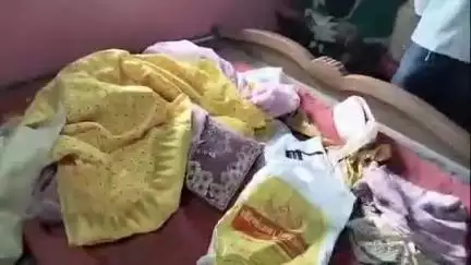 মাথাভাঙা ২: ছাট ডুমনিগুড়ি সংলগ্ন এলাকায় এক বাড়িতে চুরির ঘটনায় চাঞ্চল্য