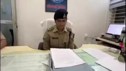 रायसेन: सांची मार्ग पर एसपी ऑफिस के सामने कार ने मोटरसाइकिल को टक्कर मारी, तीन घायल, पुलिस ने मामला दर्ज किया