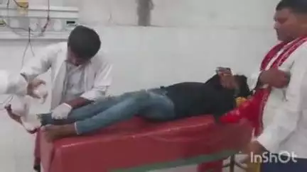 भभुआ: सकरी के पास ऑटो और ट्रक की टक्कर में एक युवक घायल, सदर अस्पताल में इलाज जारी