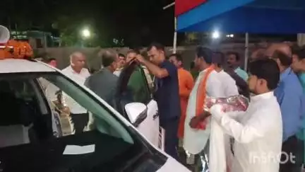 मुंगेर: स्वास्थ्य मंत्री मंगल पांडे ने सदर अस्पताल परिसर में नवनिर्मित मॉडल अस्पताल का निरीक्षण किया