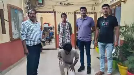 सेलू: शहरातील प्रभागातून अल्पवयीन मुलीस पळवून नेणाऱ्या आरोपीस छत्तीसगड राज्यातून सेलू पोलिसांनी केले जेरबंद