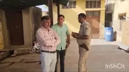 बाड़ी: ट्रैक्टर की टक्कर से बाइक सवार ताऊ-भतीजे की हुई दर्दनाक मौत