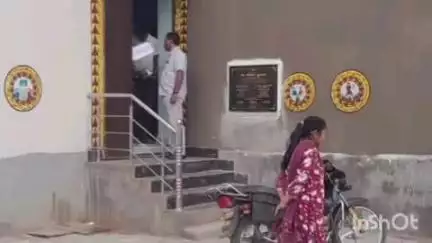 सोनभद्र बंशी सुर्यपुर: प्रभारी चिकित्सा पदाधिकारी ने नवनिर्मित उप स्वास्थ्य केंद्र खड़ासीन का किया निरीक्षण