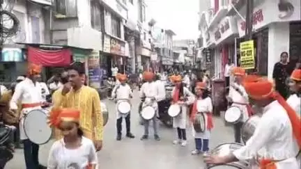 येवला: महेश नवमी निमित्त येवल्यात लक्ष्मीनारायण मंदिर येथून  सकल मारवाडी समाजाच्या वतीने शोभायात्रा