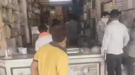 बहादुरगढ़: नगर परिषद और हरियाणा राज्य प्रदूषण नियंत्रण बोर्ड की टीम ने सिंगल यूज प्लास्टिक की बिक्री के खिलाफ किया सर्वे