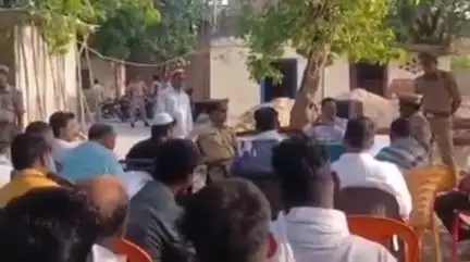 लालगंज: ठेकमा पुलिस चौकी पर आगामी ईद-उल-अज़हा को लेकर एसडीएम की अध्यक्षता में शांति समिति की बैठक आयोजित हुई